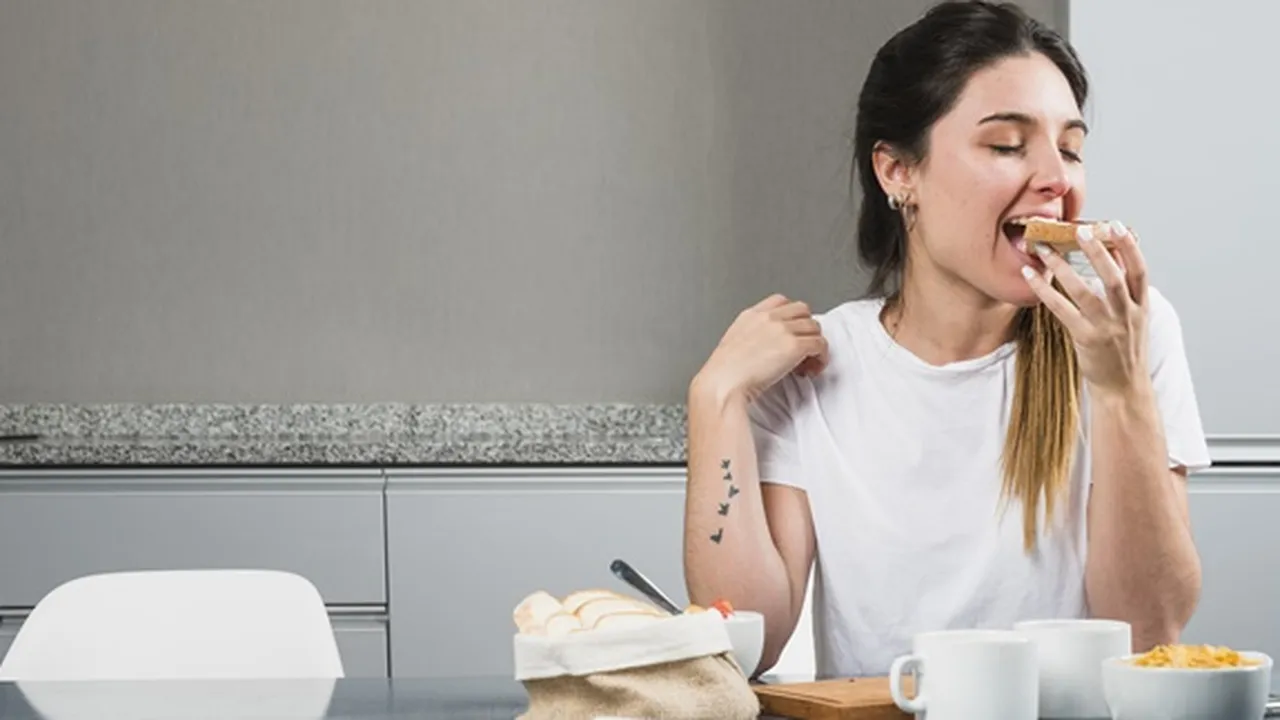 Sudah Sarapan Tapi Tetap Lemas? Hindari 5 Jenis Makanan Ini yang Dapat Menghambat Aktivitasmu