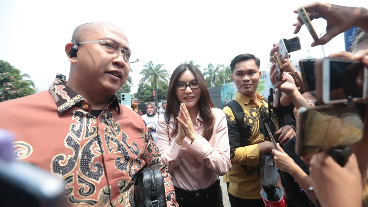 Sarwendah Diduga Ambil Uang di Brankas, Kuasa Hukum Tegaskan Itu AI