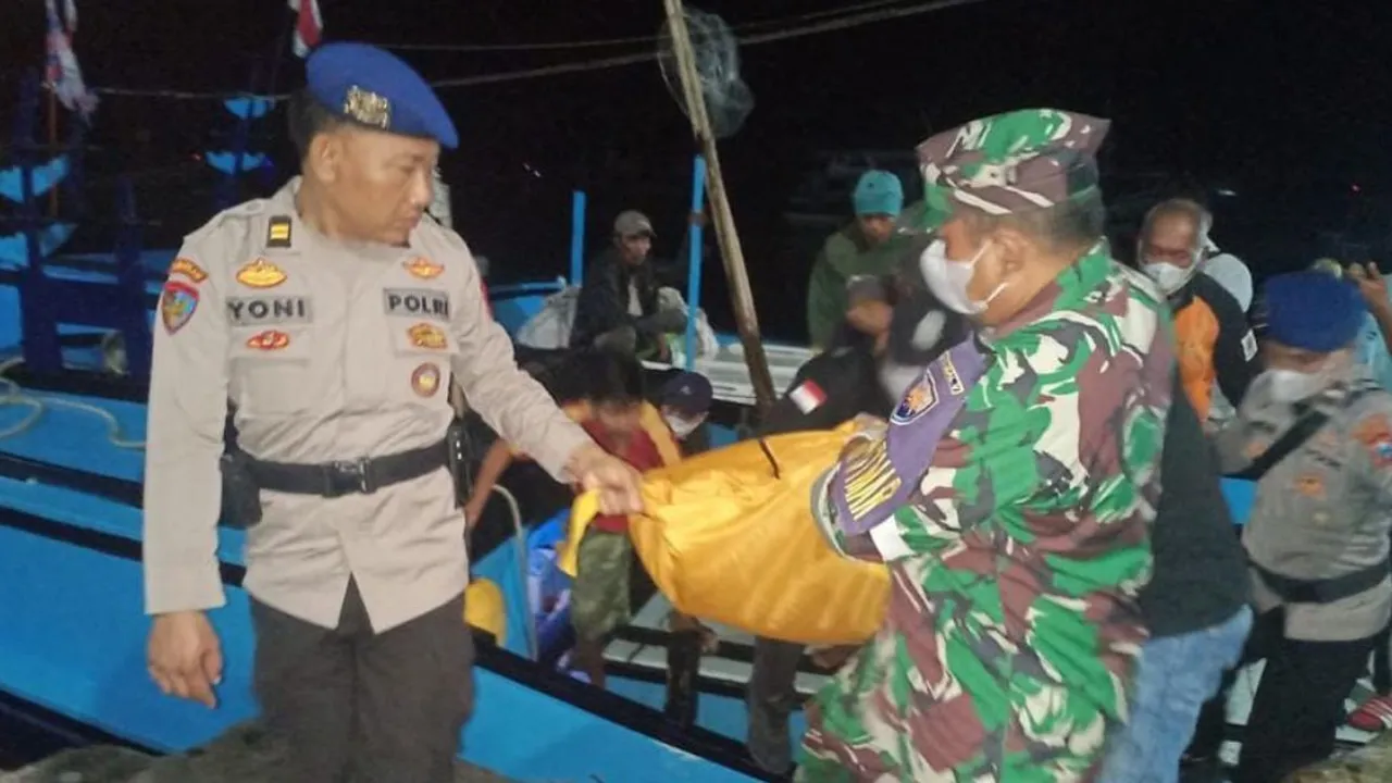 Satpolairud Polres Malang Evakuasi ABK Sulsel Meninggal Dunia di Samudera Hindia