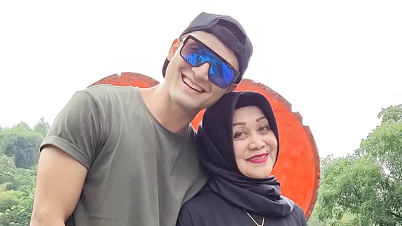 Sebelum Meninggal Dunia, Ibunda Indra Bruggman Sempat Sakit Sebelum Meninggal Dunia, Ibunda Indra Bruggman Sempat Sakit