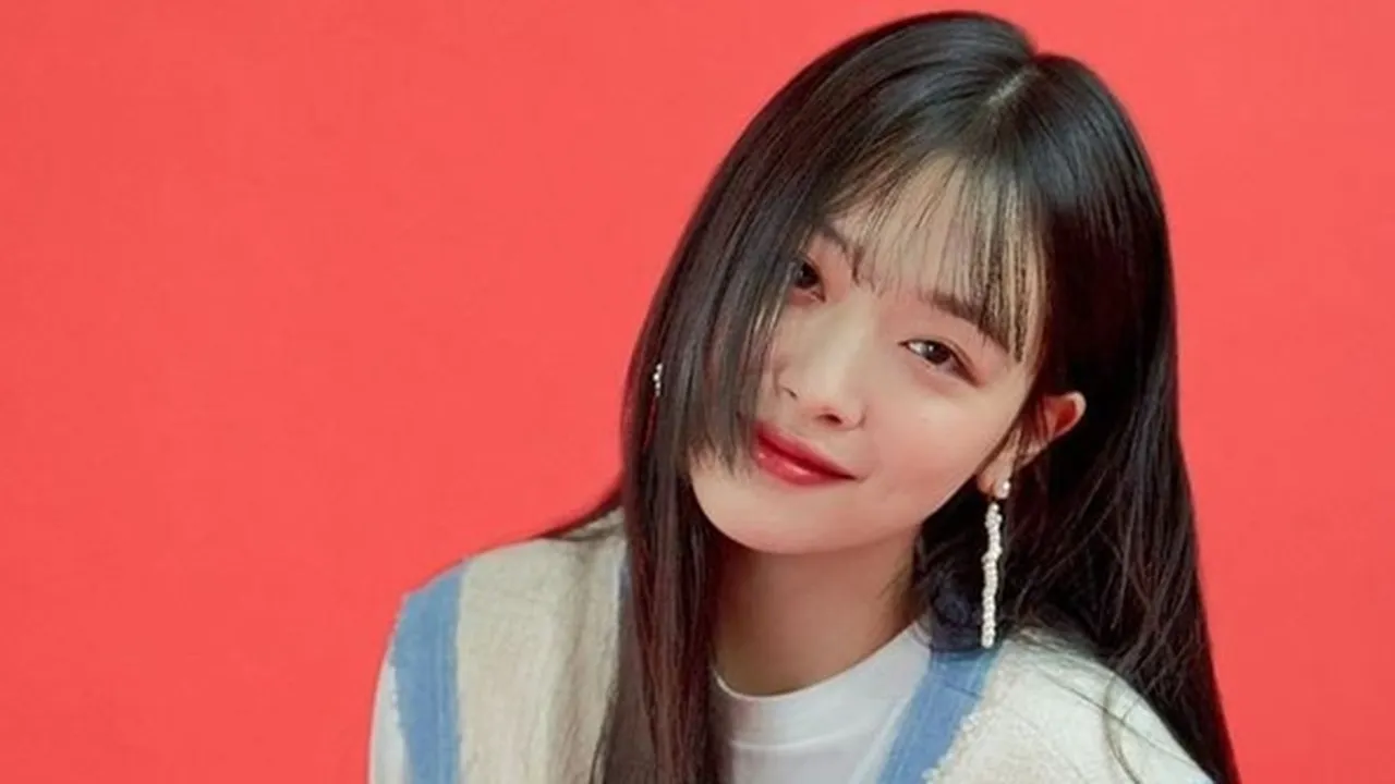Sebelum Meninggal, Sulli Sempat Menulis Surat Untuk Para Penggemar