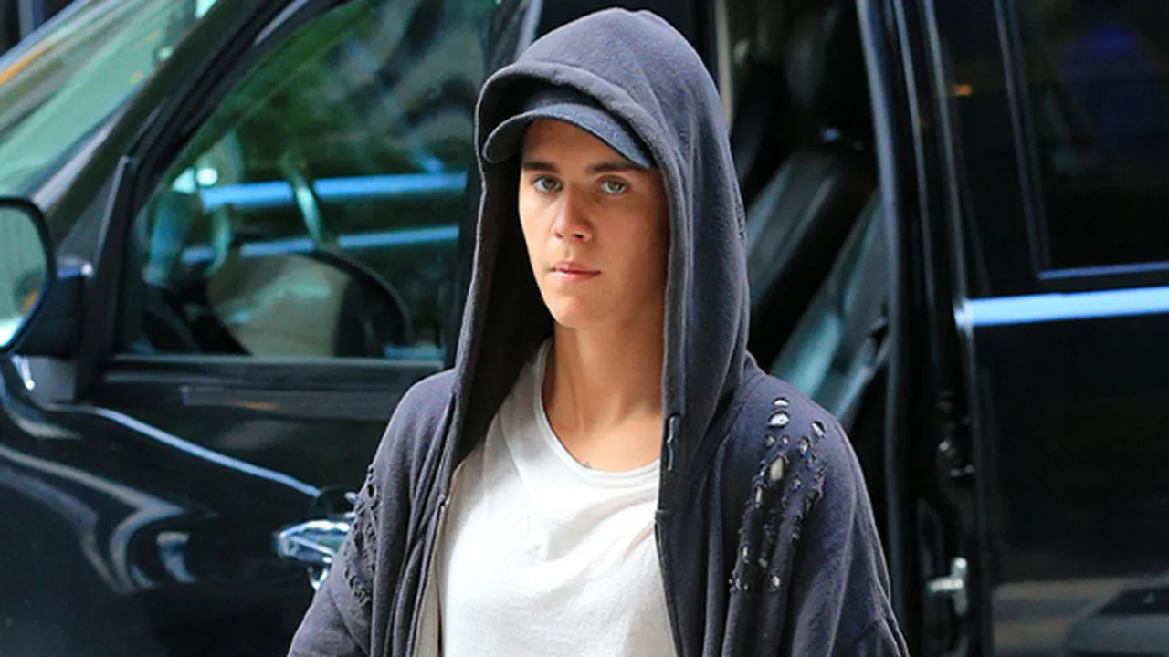 Sebut Hailey Baldwin Sebagai Istri, Ini Pesan Romantis Justin Bieber