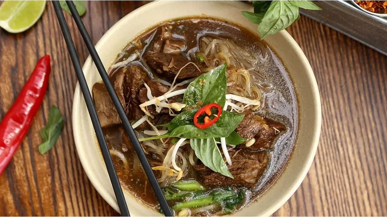Sedang Viral! 5 Resep Olahan Boat Noodle Thailand yang Bisa Dibuat Sendiri di Rumah