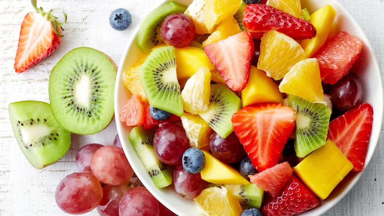 Segarnya Salad Buah, Camilan Sehat yang Bikin Ketagihan!