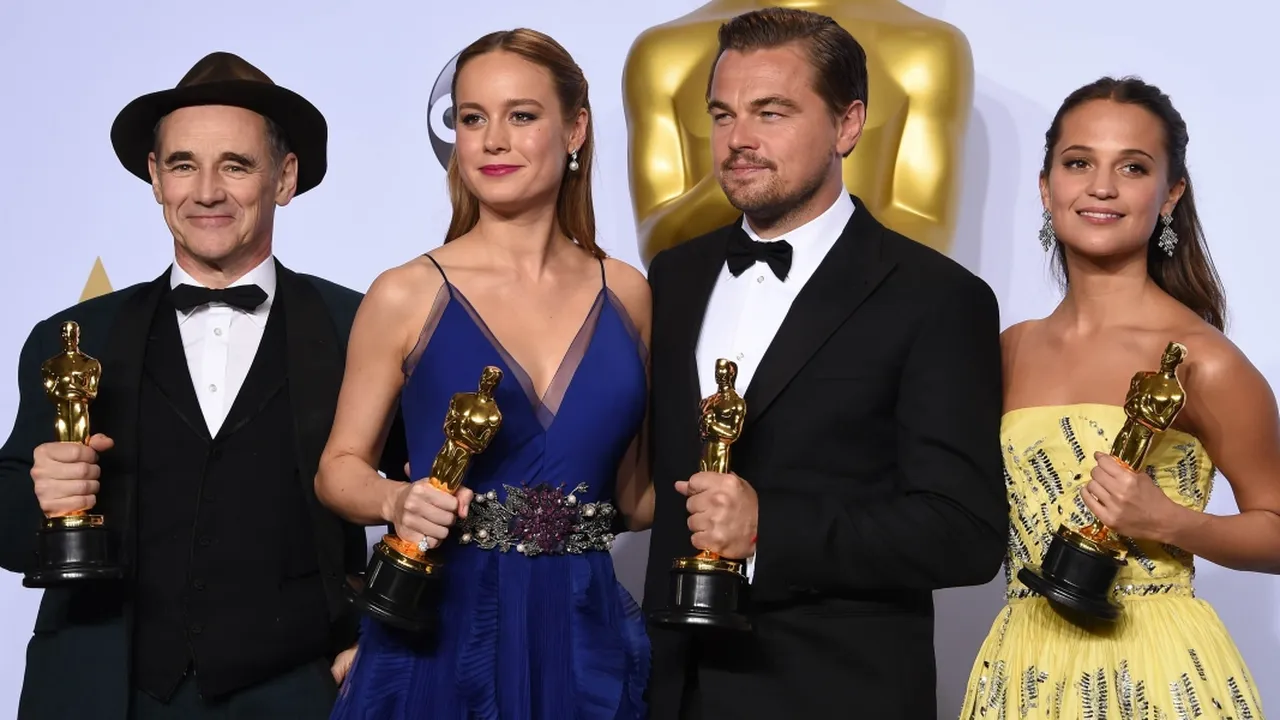 Sejarah Penghargaan Oscars, Patungnya Sempat Dicuri