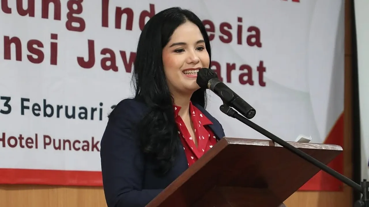 Sekilas tentang Annisa Pohan, Dari Layar Kaca hingga Puncak Pengabdian Sekilas tentang Annisa Pohan, Dari Layar Kaca hingga Puncak Pengabdian