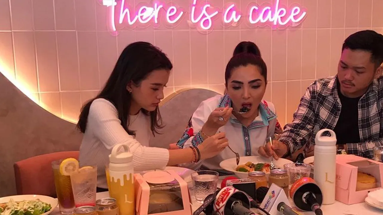 Selain Chef Renata, Ashanty Libatkan Azriel dan Sarah Mengelola Bisnis Lu'Miere Bistro