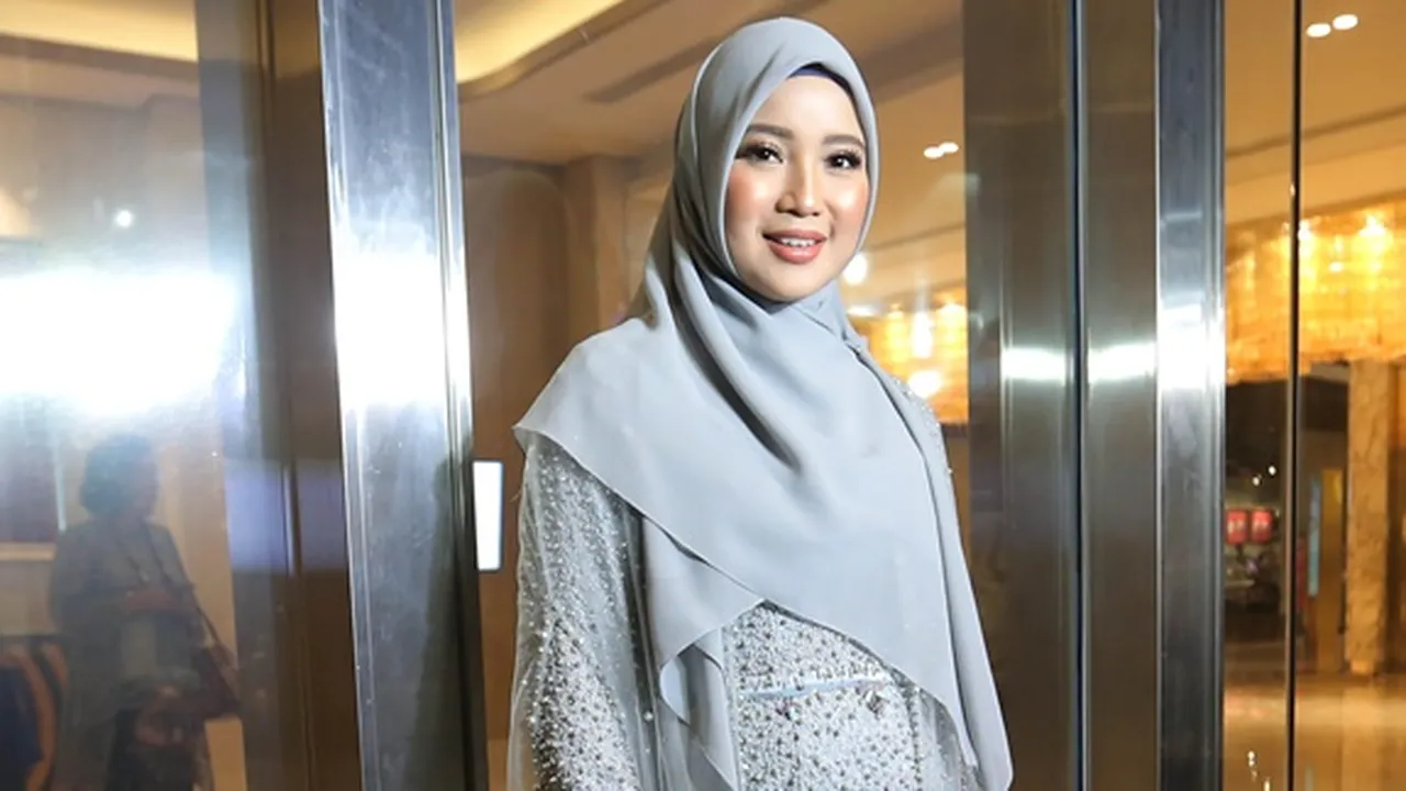 Selamat! Chacha Frederica Melahirkan Anak Pertama, Sang Buah Hati Punya Nama yang Indah Selamat! Chacha Frederica Melahirkan Anak Pertama, Sang Buah Hati Punya Nama yang Indah