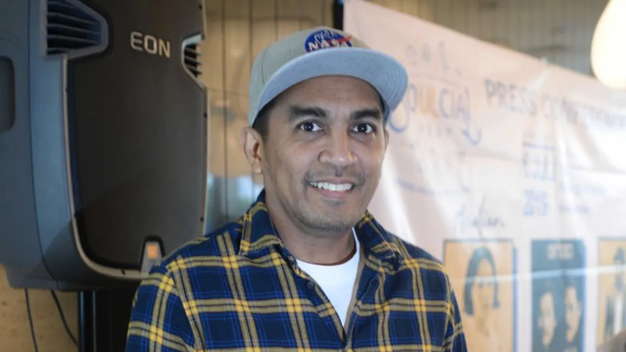 Selang 7 Hari Kepergiannya, Makam Glenn Fredly Masih Dikunjungi Para Fans