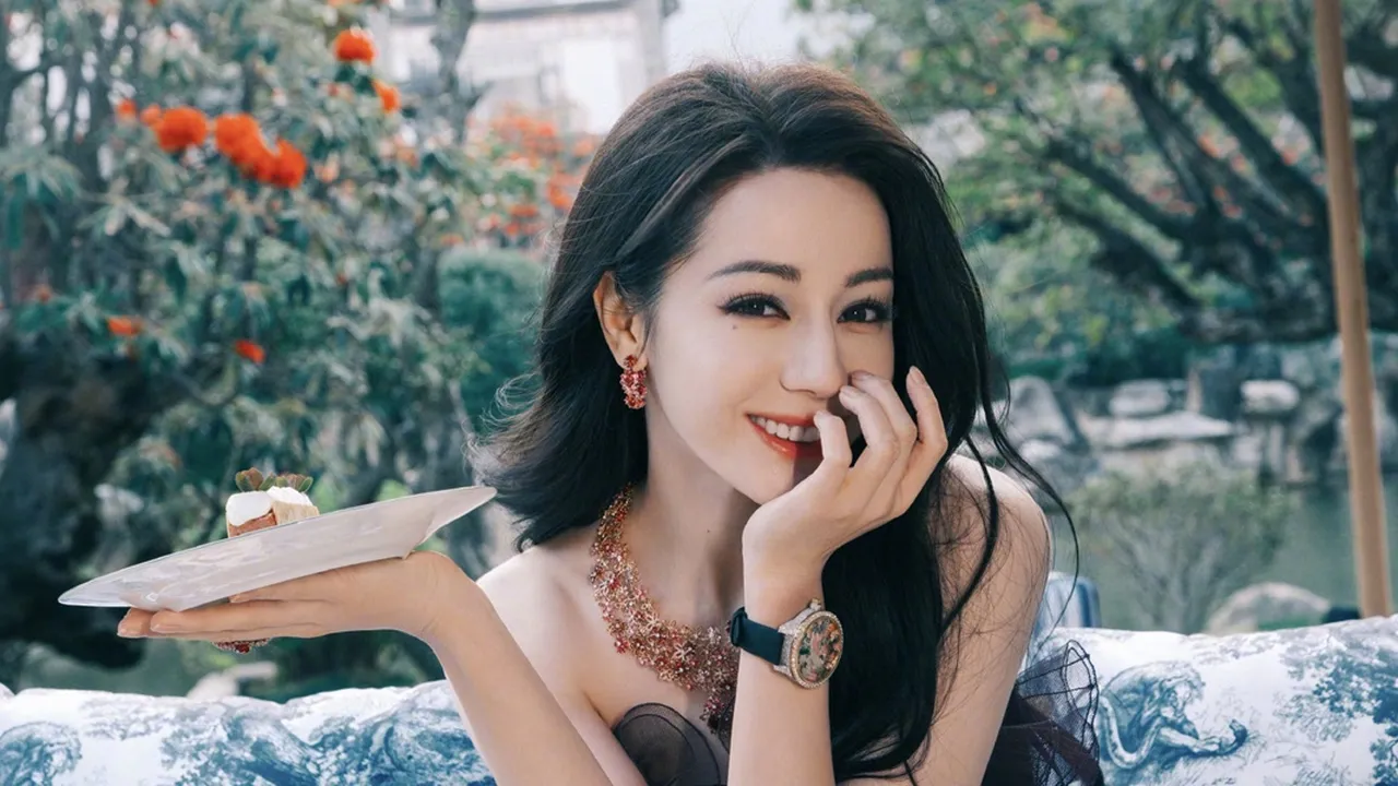 Seleb Populer China yang Berasal dari Etnis Muslim, Siapa Saja Mereka?