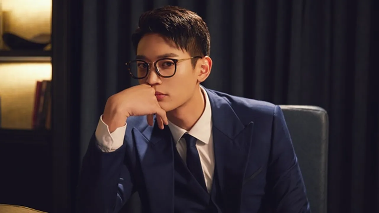 Selesai Wajib Militer, Minho SHINee Siap Sapa Penggemar Lewat V Live