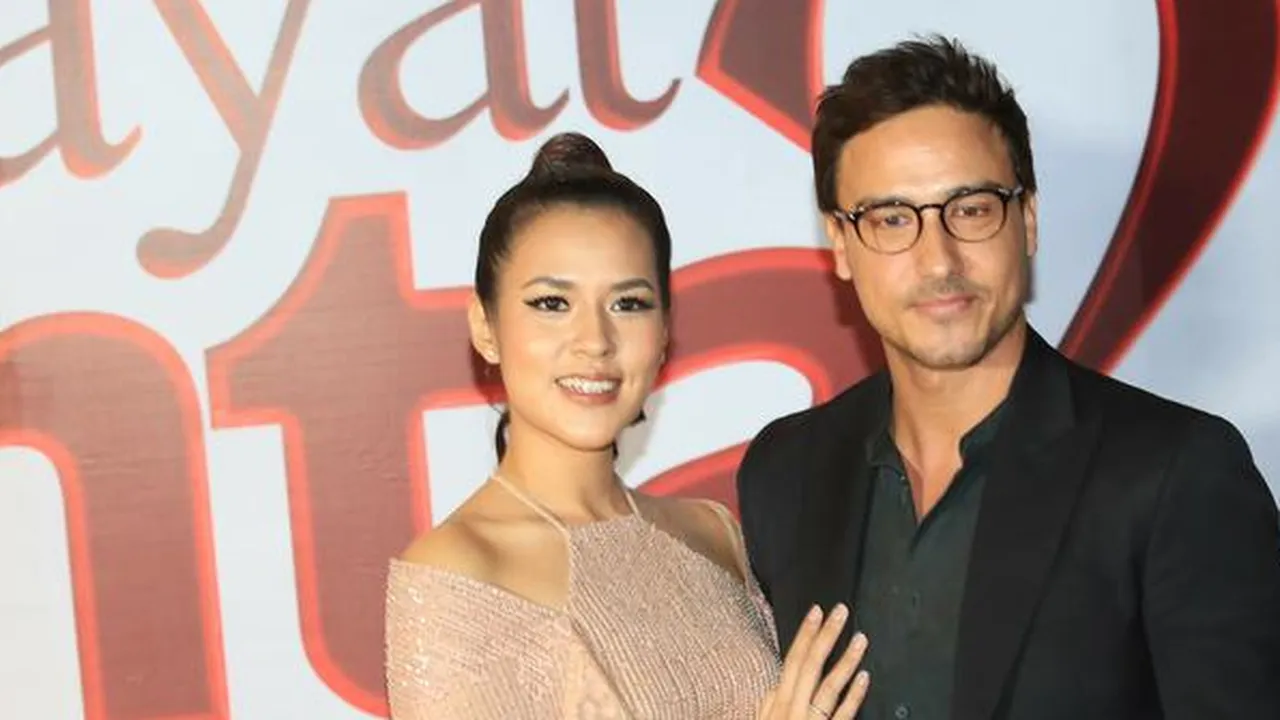 Selfie Perdana Raisa Usai Melahirkan, Cantik Segar dan Bahagia Bareng Hamish Daud
