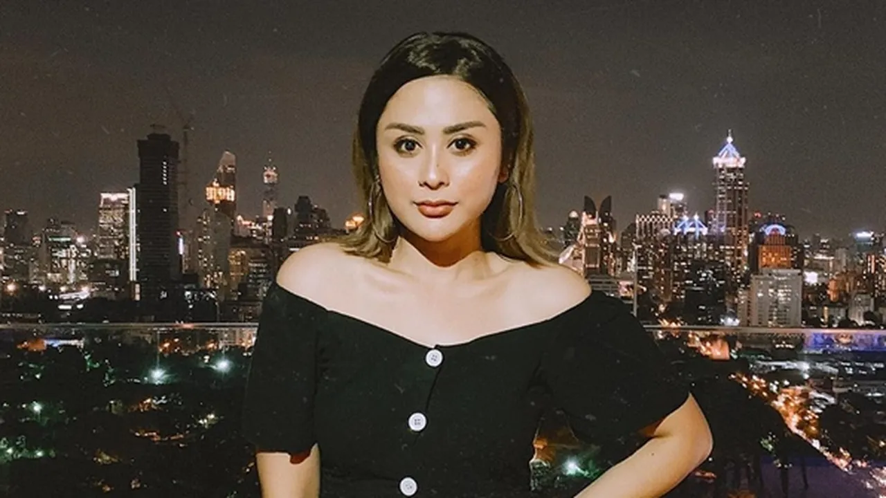 Selvi Kitty Dandan Seram Untuk Halloween, Anaknya Nggak Takut dan Malah Senang
