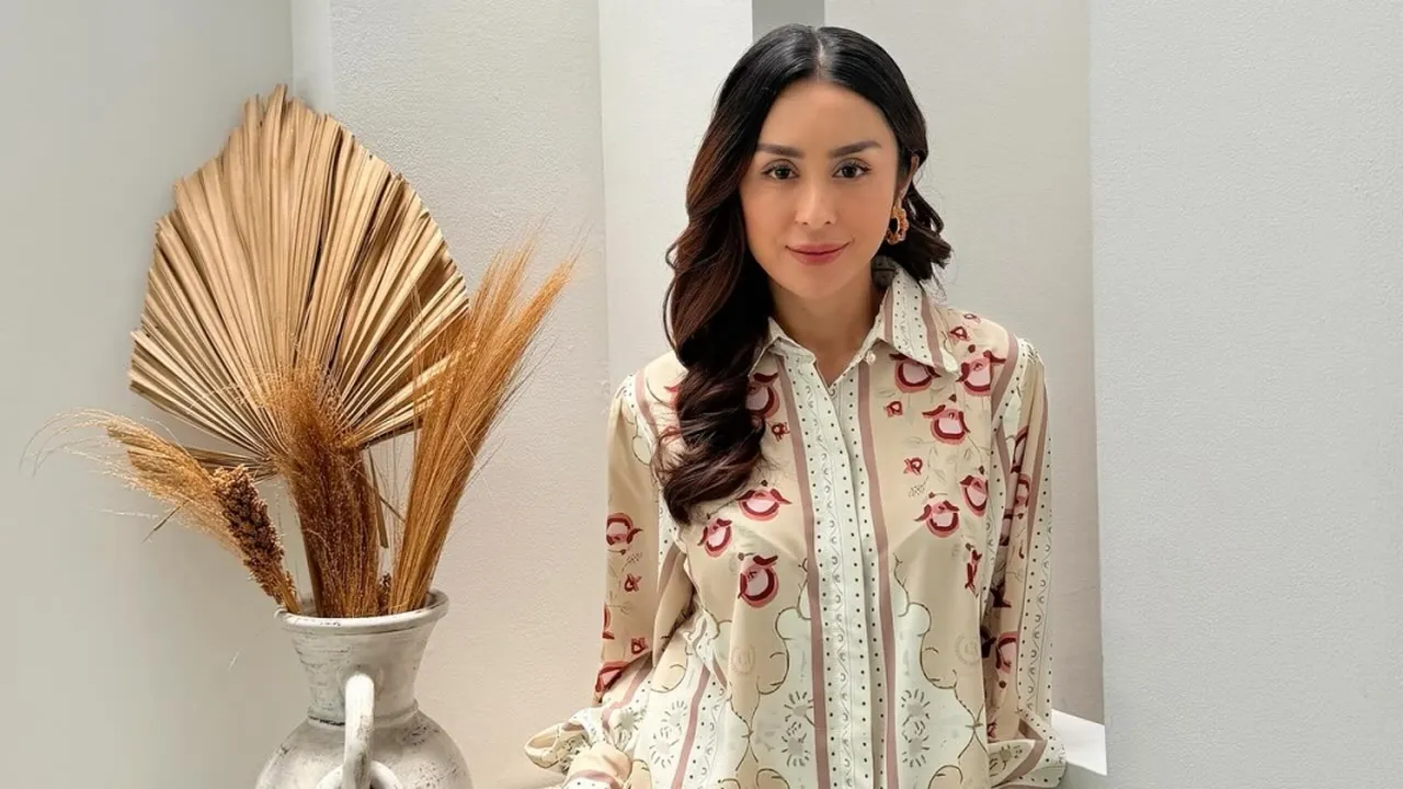 Selvi Kitty Umumkan Hamil Anak Kedua lewat Instagram, Panen Doa