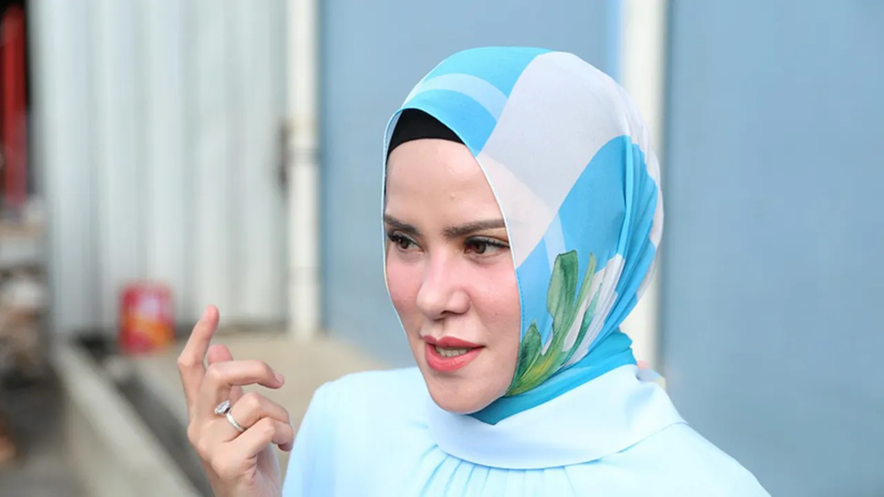 Sejak Cerai, Angel Lelga Tak Pernah Hubungi Vicky Prasetyo