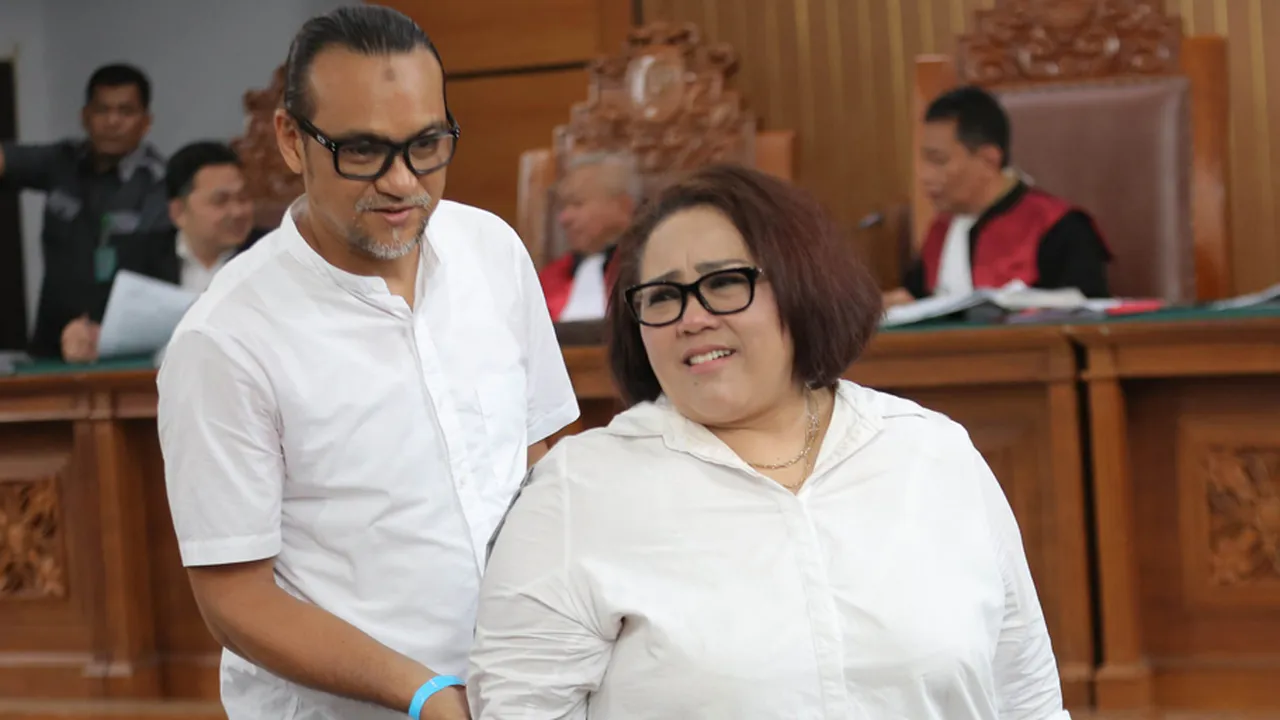 Sempat Ditunda, Nunung Yakin Sidang Kali Ini Akan Berjalan Lancar