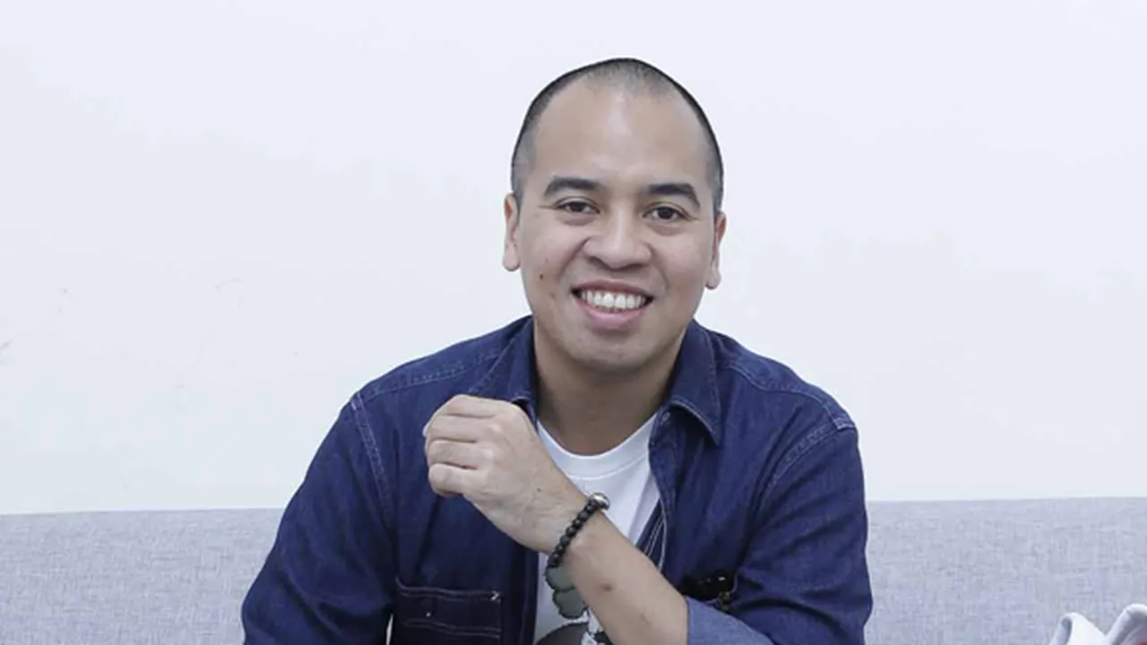 Sempat Punya Ratusan Sneakers, Adityalogy Sering Buang Koleksinya