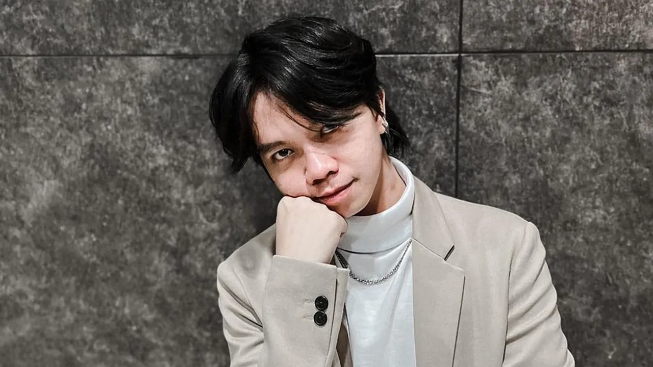 Sempat Vira di TikTok, Surya Pratama Putra Rilis Single Perdana Berjudul 'Sampai Disini'
