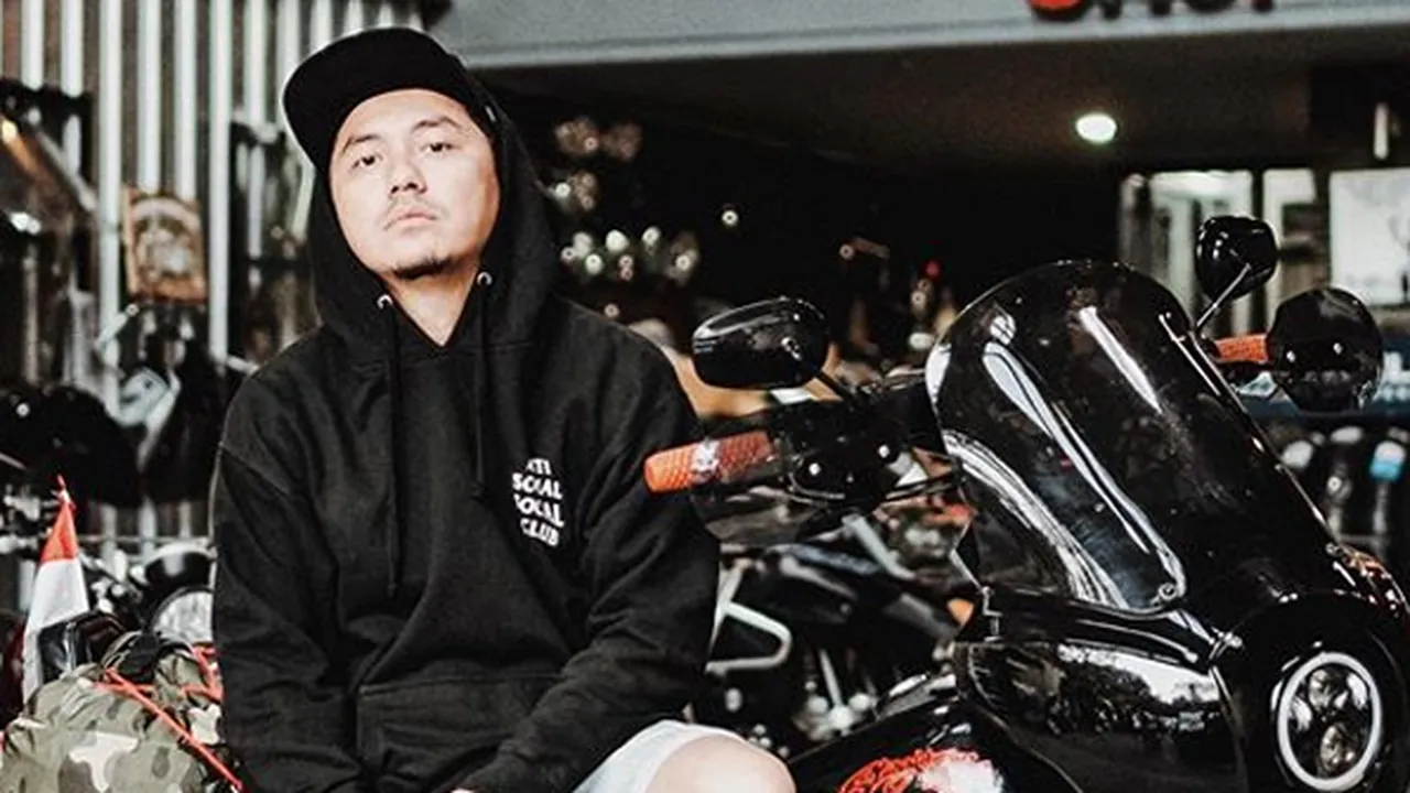 Senang Koleksi Motor, Ananda Omesh Bongkar Harga Termahal Miliknya