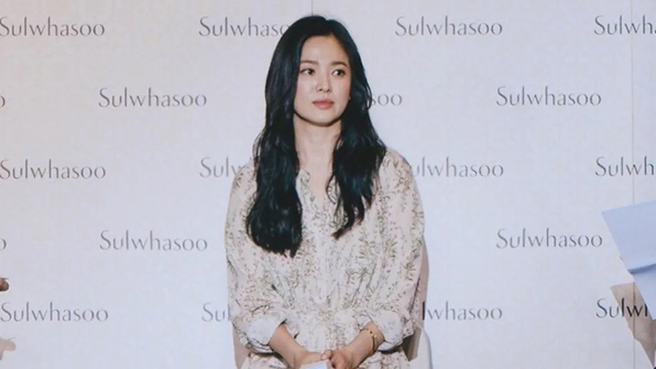 Seorang Dosen Ungkap Bukti Kebaikan Hati Song Hye Kyo yang Bak Malaikat