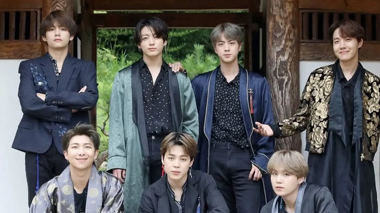 Seoul Greenlight Bersyarat! BTS Siapkan Comeback Show di Gwanghwamun Square