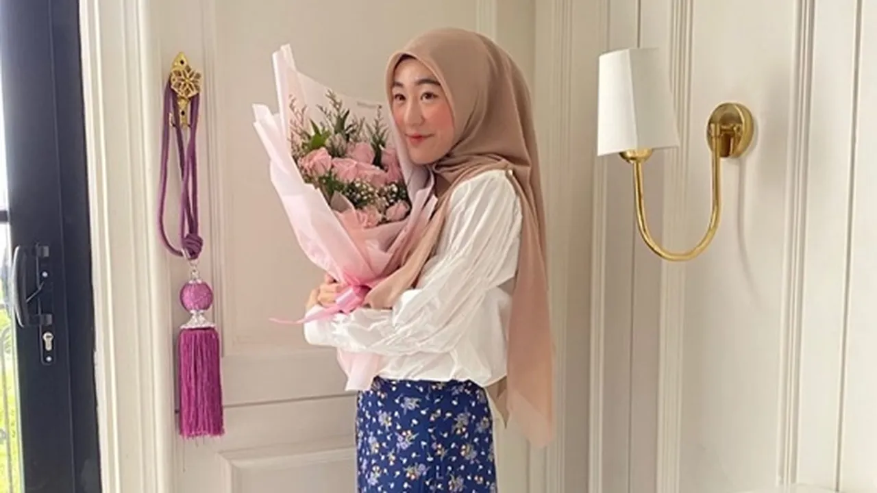 Sering Curhat di Media Sosial, Larissa Chou Mengaku Salah