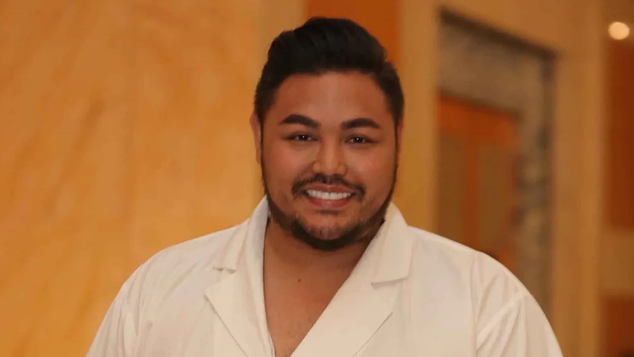 Sering Dijodohin Netizen Sama Ayu Ting Ting, Ini Tanggapan Ivan Gunawan
