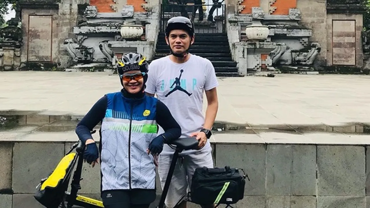 Sering Unggah Momen Berdua Usai Menikah, Ikke Nurjanah Makin Mesra Bareng Karlie Fu