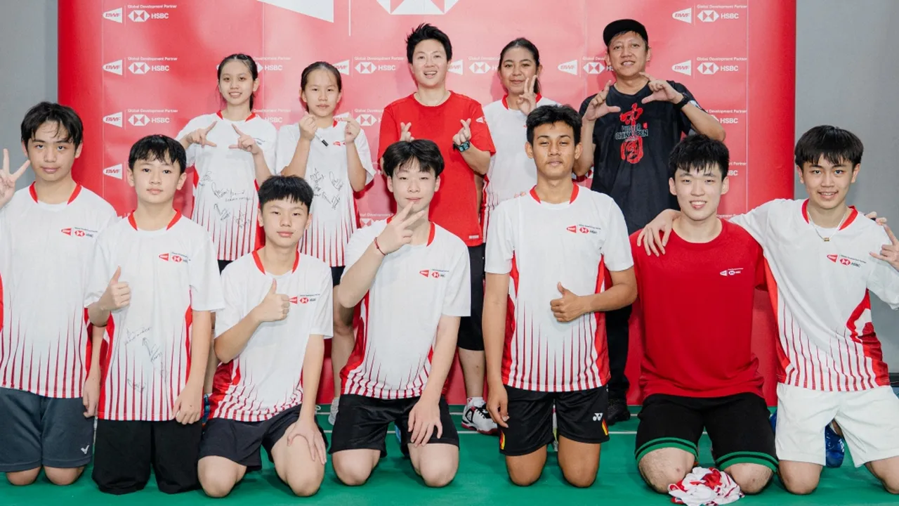 Sesi Latihan Eksklusif Bersama Liliyana Natsir, Jaga Regenerasi Bulu Tangkis Indonesia