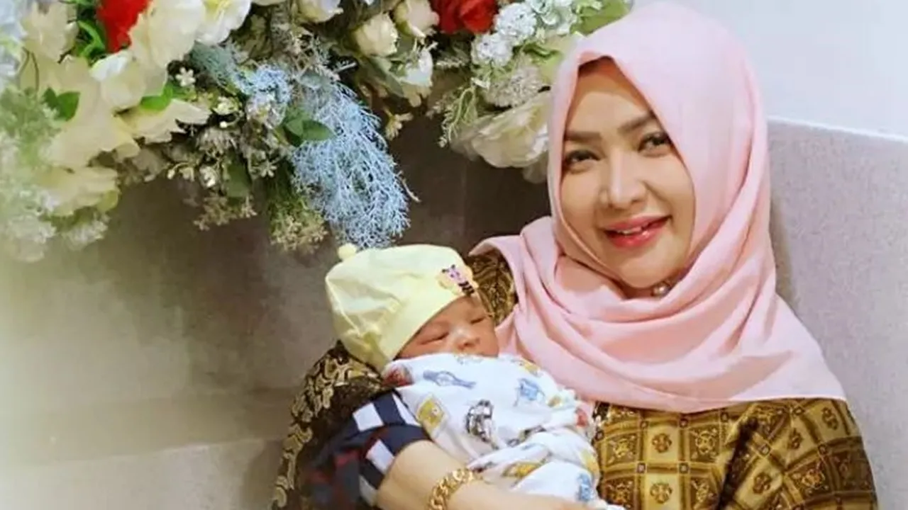 Sesuai Artinya, Roro Fitria Berharap Anaknya Jadi Pemimpin