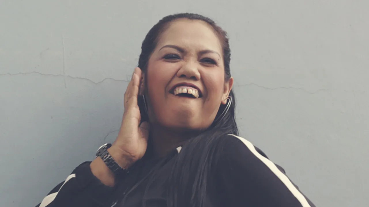 Setelah Brondong, Kini Elly Sugigi Pacari Cowok Tajir