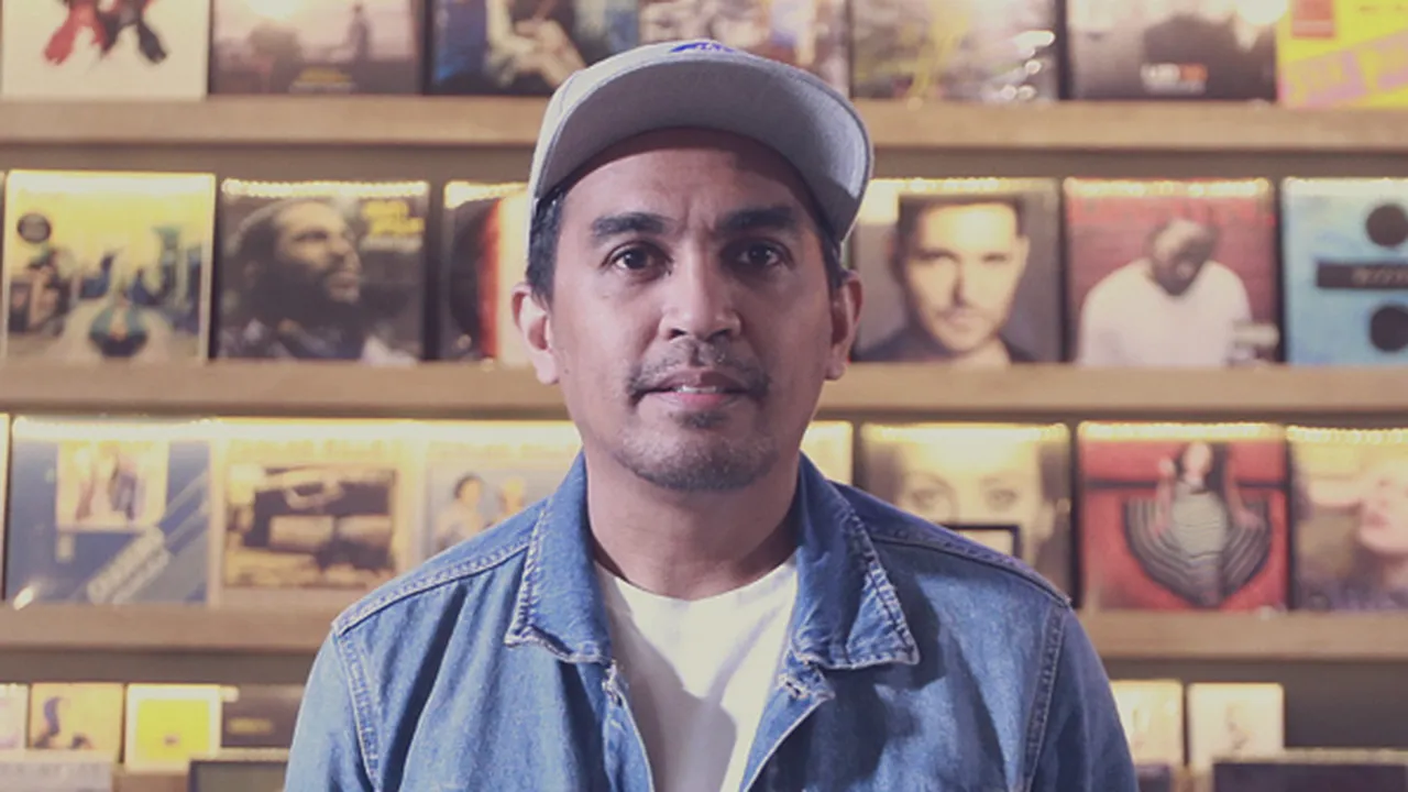 Setelah Dituding Hina Prabowo, Glenn Fredly Hadiri Tausyiah Islam