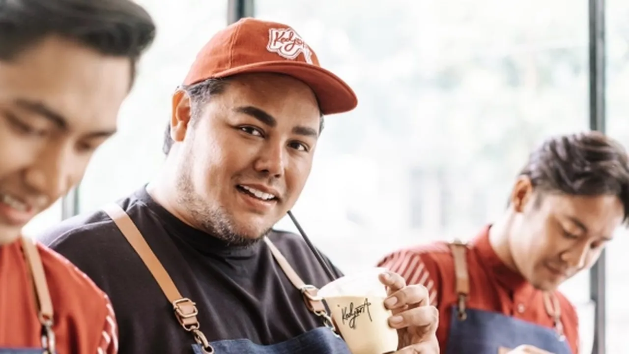 Setelah Peyek, Ivan Gunawan Kini Jualan Kopi Kekinian