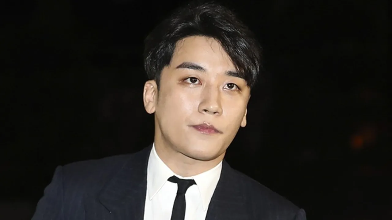 Seungri Bantah Soal Judi, Kirim Foto Uang di Grup Chat Cuma Buat Pamer Belaka Seungri Bantah Soal Judi, Kirim Foto Uang di Grup Chat Cuma Buat Pamer Belaka