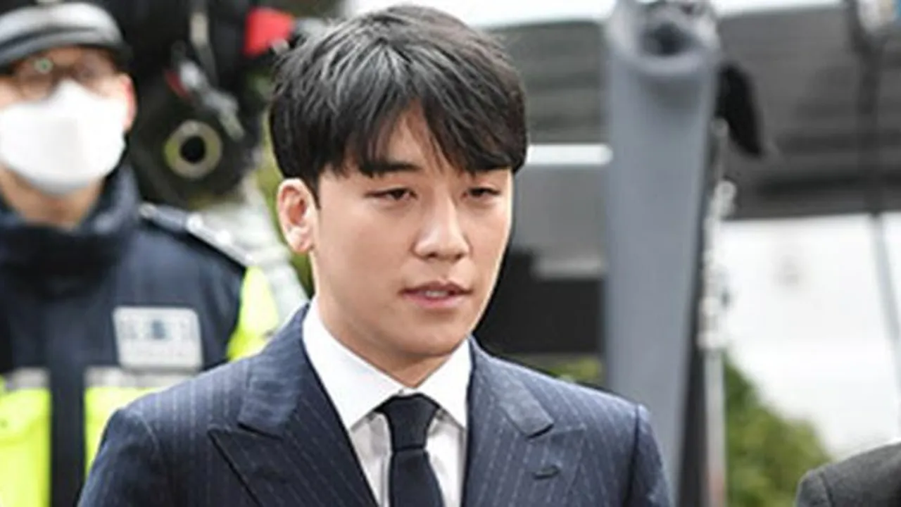 Seungri Dikritik Netizen Saat Tunjukkan Reaksi 'Terganggu' Kepada Reporter