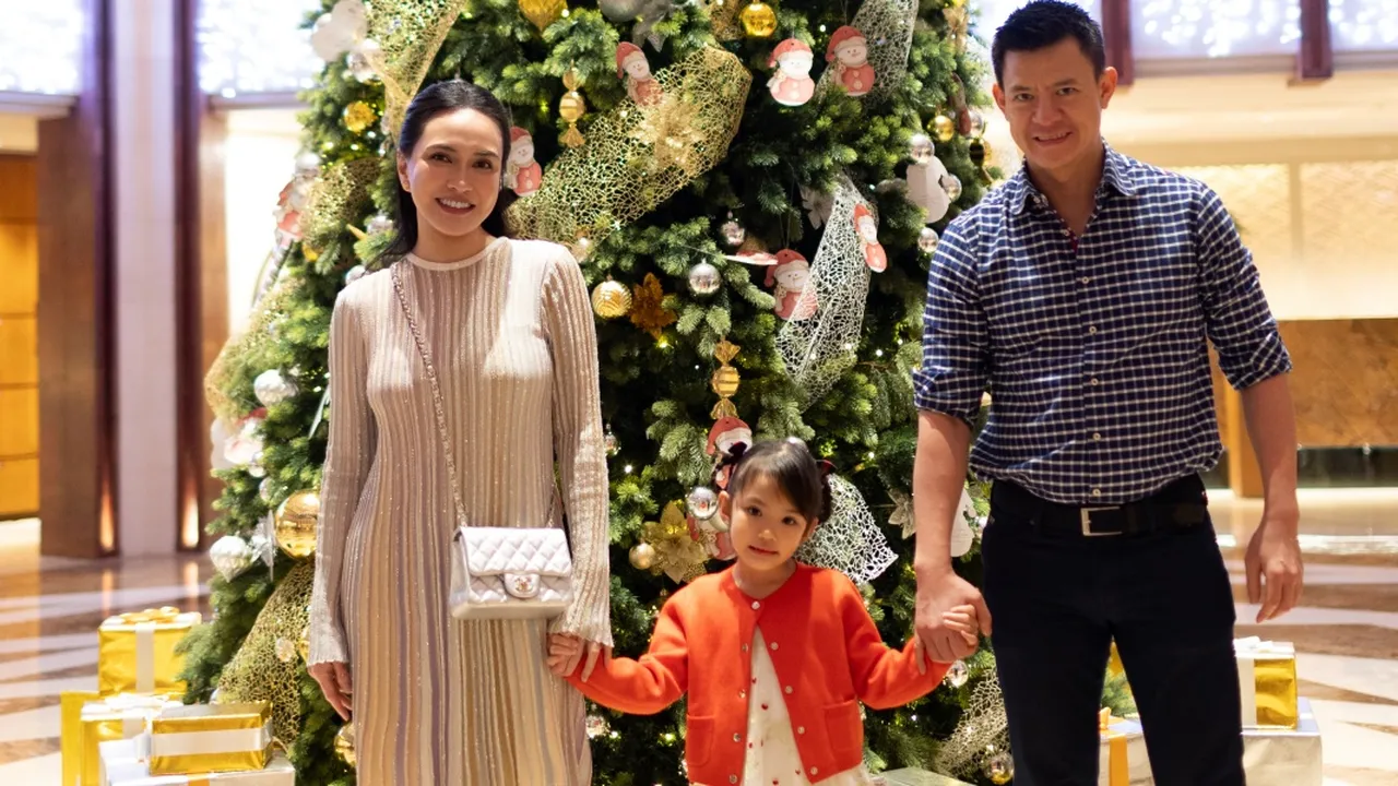 Shandy Aulia Dinner Bareng Mantan Suami Jelang Natal