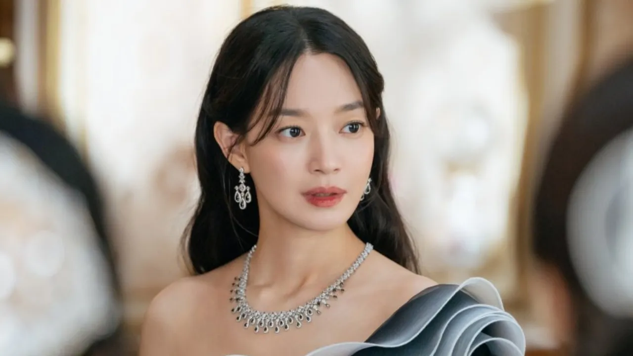 Shin Min Ah Jadi Permaisuri, 3 Gaun Mewah di The Remarried Empress Shin Min Ah Jadi Permaisuri, 3 Gaun Mewah di The Remarried Empress