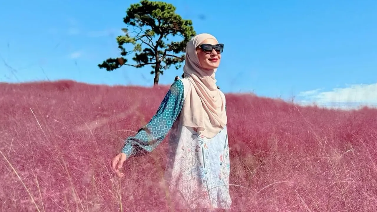 Shireen Sungkar: Dari Gadis Sampul Hingga Pebisnis Handal Shireen Sungkar: Dari Gadis Sampul Hingga Pebisnis Handal