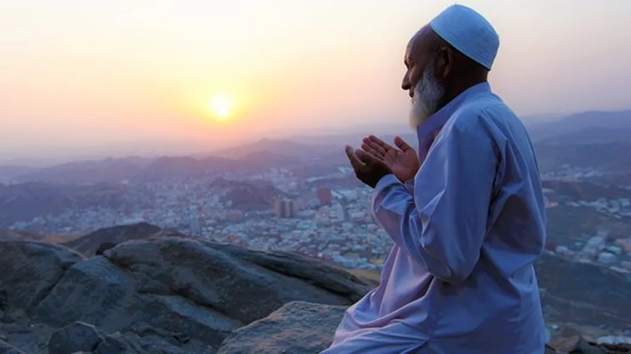 Sholat Menurut Bahasa Artinya Adalah Doa, Beserta Dalil, Syarat Sah Hingga Tata Caranya