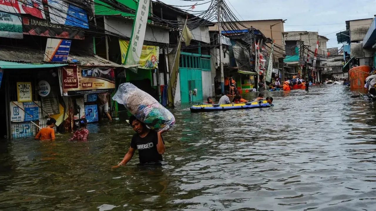 Siaga Banjir, Langkah Cerdas yang Harus Diambil Sebelum dan Sesudah Bencana