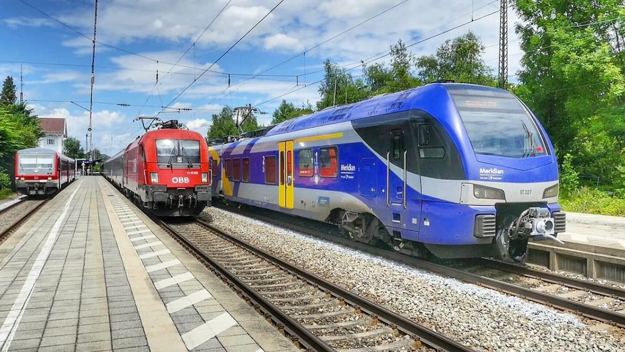 Siaga Lonjakan Penumpang, Pengamanan Diperketat di Commuter Line Jabodetabek