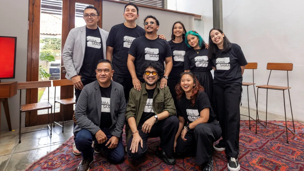 Siap Guncang Empat Kota, Dere, Idgitaf, Kunto Aji, Sal Priadi, dan Tulus Berkolaborasi dalam Tur 'SAMA SAMA'