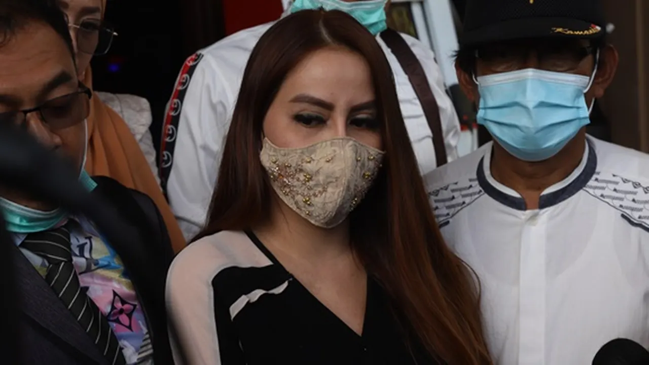 Sidang Perceraiannya Berakhir, Nita Thalia Resmi Menjanda