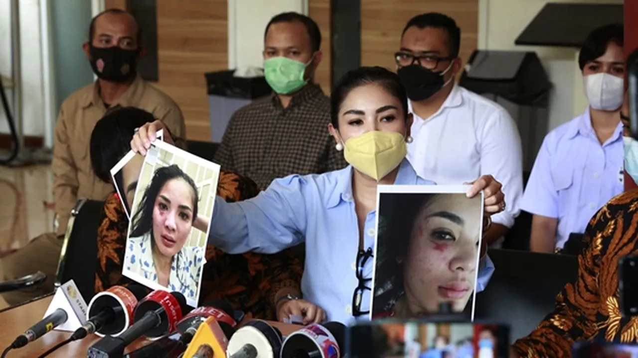 Sidang Putusan Cerai Nindy Ayunda dan Askara Akan Dibacakan Secara Online