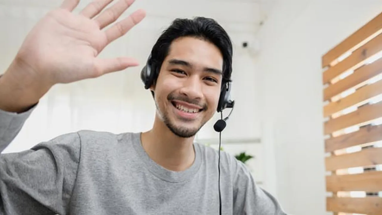 Silaturahmi 4.0: Video Call, Salam Tempel dan Kirim Hampers Lebaran dari Rumah Aja