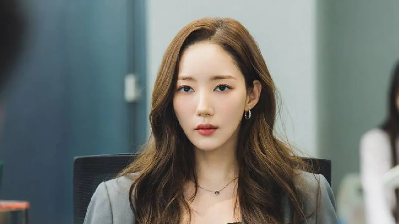 Sinopsis Drama Korea SIREN'S KISS, Thriller Romansa yang Bakal Dibintangi Park Min Young