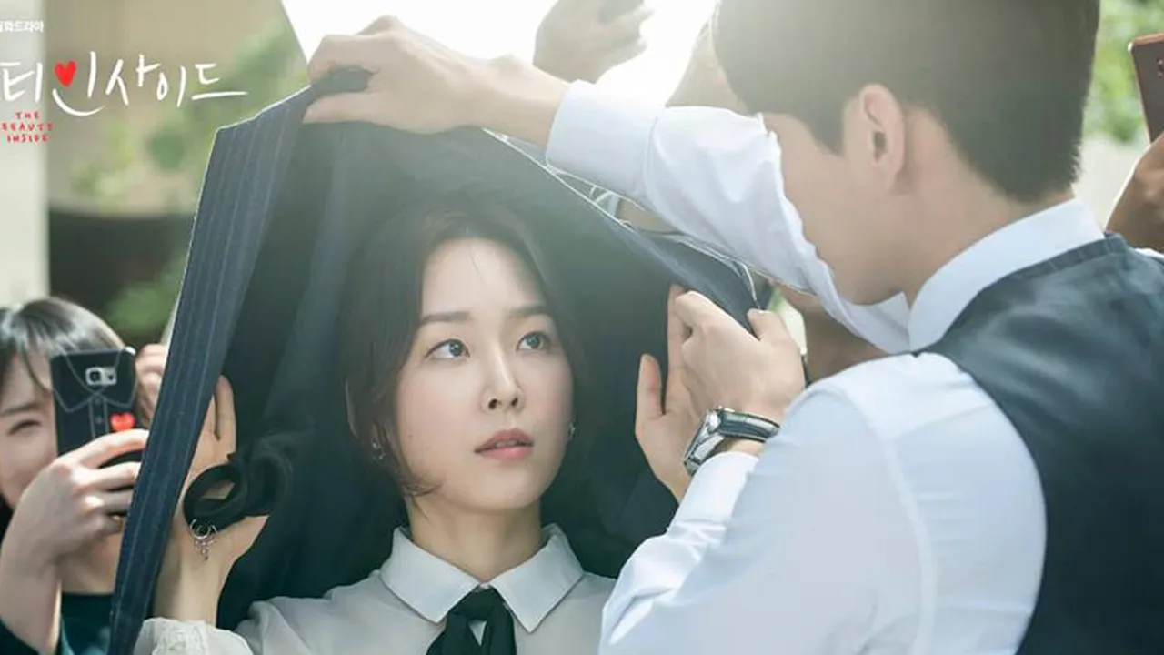 Sinopsis The Beauty Inside Episode 2: Lee Min Ki Selamatkan Seo Hyun Jin Sinopsis The Beauty Inside Episode 2: Lee Min Ki Selamatkan Seo Hyun Jin