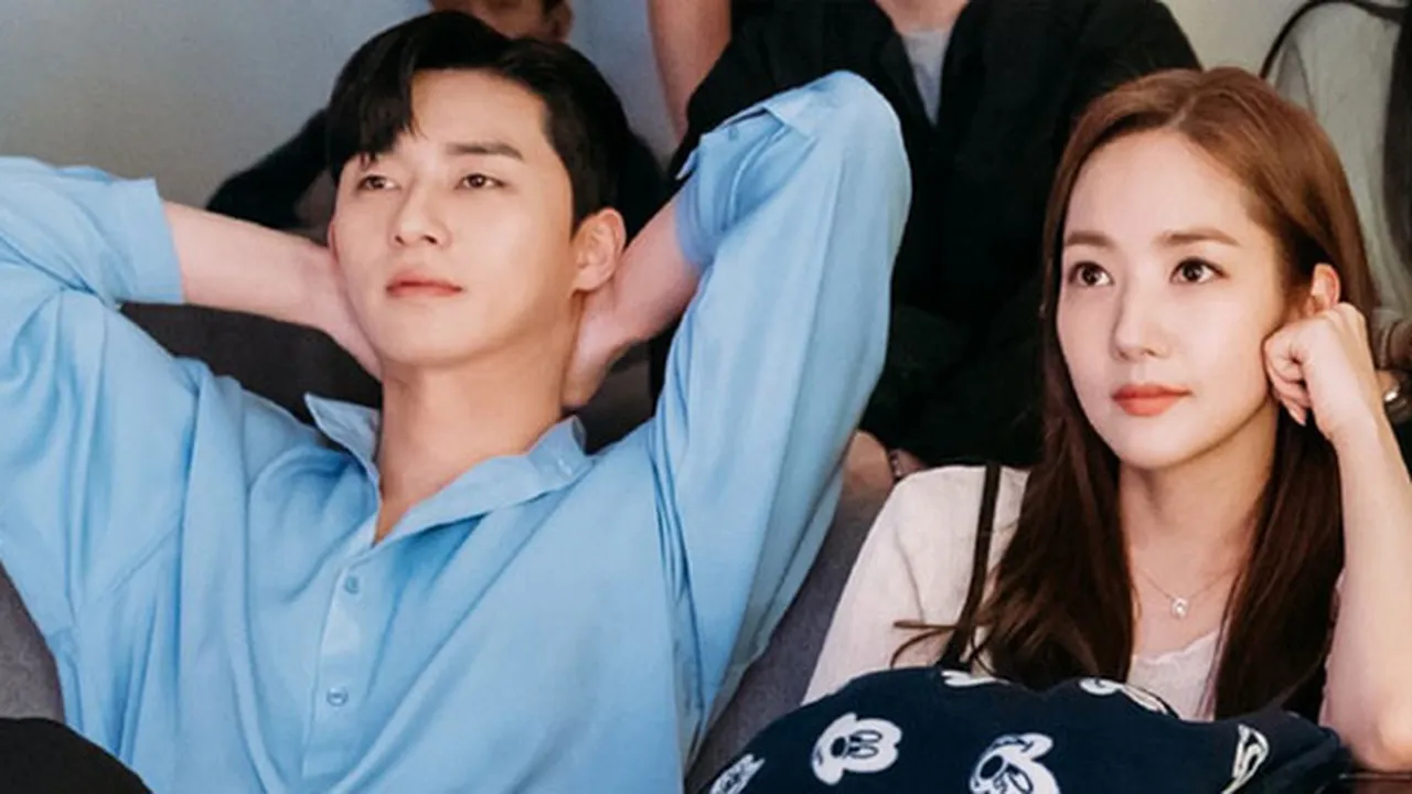 Sinopsis WHAT'S WRONG WITH SECRETARY KIM Episode 8, Akhirnya Jadian