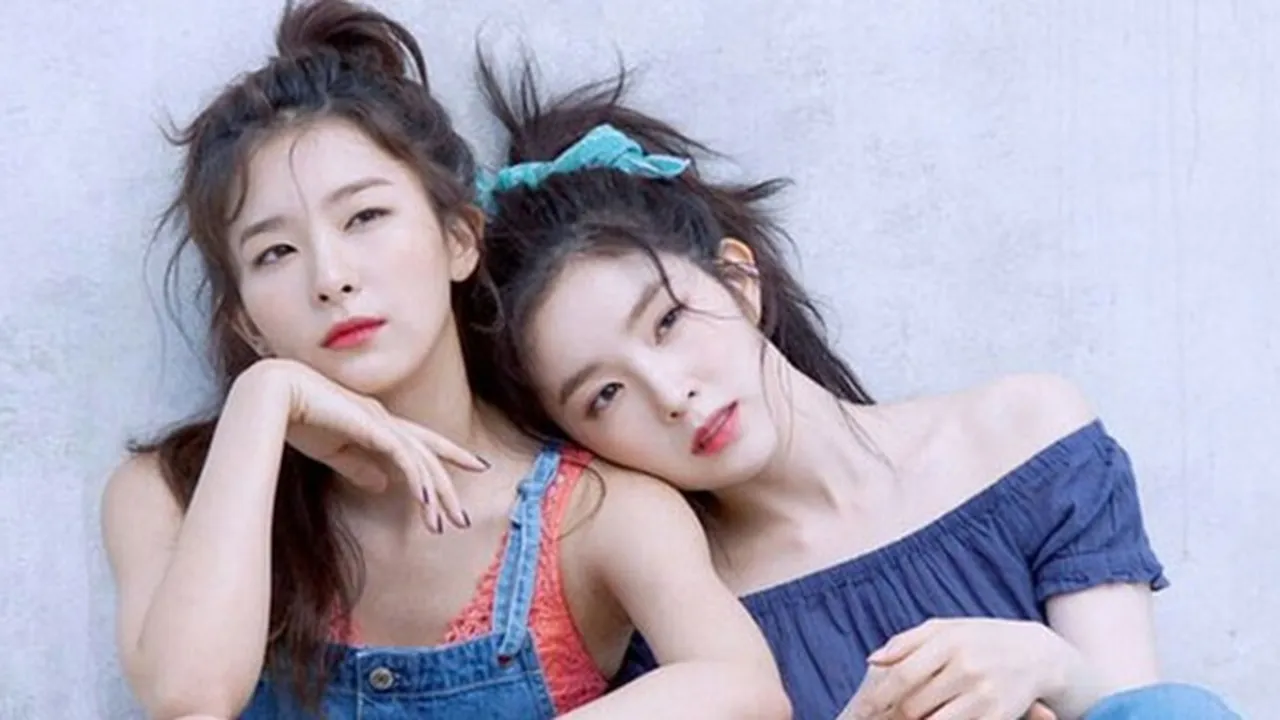 SM Entertainment Rilis Schedule Poster Irene & Seulgi Red Velvet 'Monster'