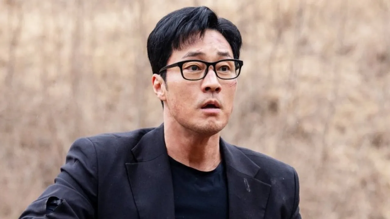 So Ji Sub Berikan Hadiah Berupa Emas untuk Pemain dan Staf Drama Tim Agent Kim Reactivated
